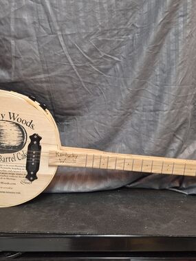 The Kentucky Woods Bourbon Barrel Cake 4- String Cigar Box Guitar Electric Picku